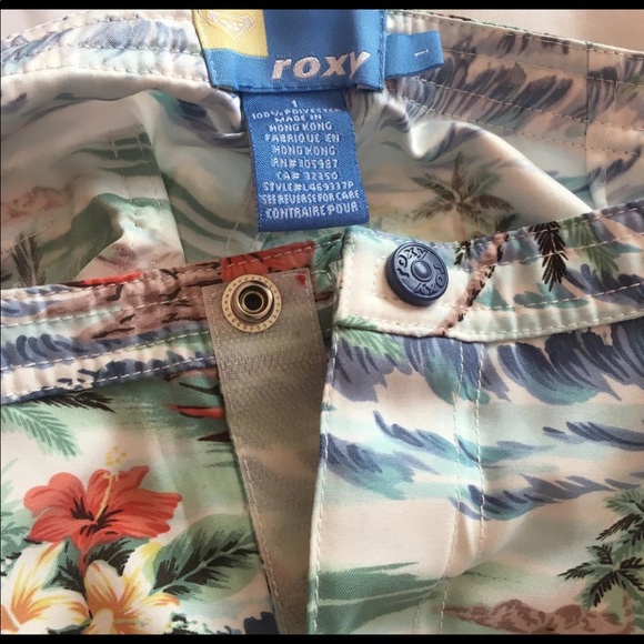SOLD! Roxy Junior Board Shorts / Swim Cover: 1 - Picture 5 of 5